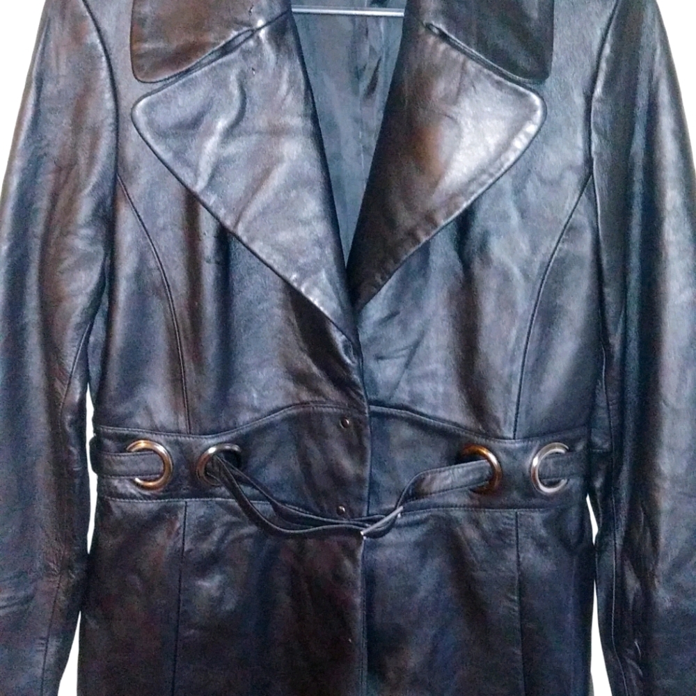 Via spiga ladies knee length leather coat